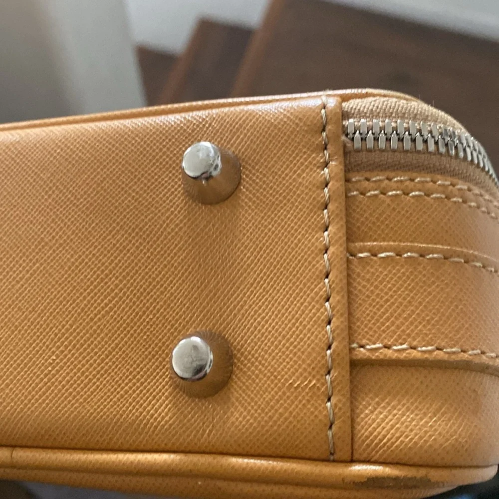 Giorgio Fedon Stylish Leather Briefcase. Made in Italy
